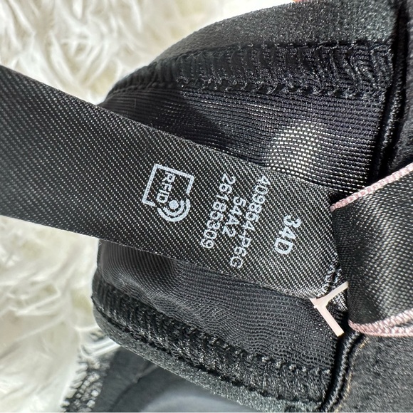 Victoria's Secret Dream Angels Lace Collar Demi Bra Size 34D Black - Picture 11 of 12